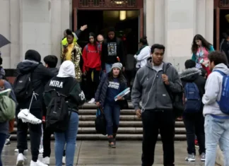 Most Black Teens Want Schools To Teach Slavery’s LegacyÂ