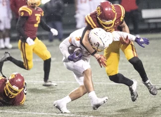 O’Dea Advances To State 3A Football Semi-Finals With 42-21 Win Over Mt. Tahoma