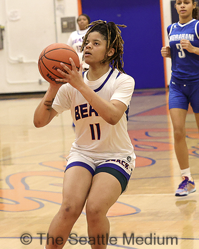 Ingraham Rams Outlast Rainier Beach Lady Vikings In Tight Metro League Matchup