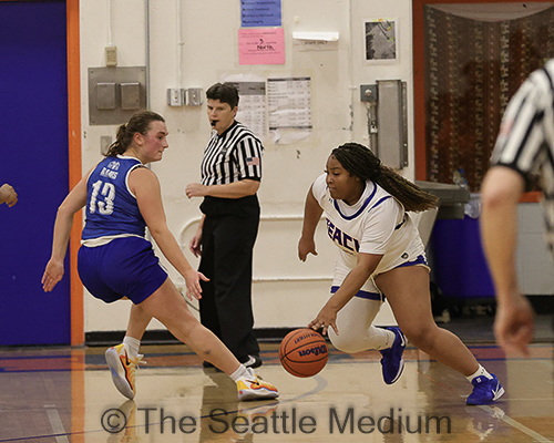 Ingraham Rams Outlast Rainier Beach Lady Vikings In Tight Metro League Matchup