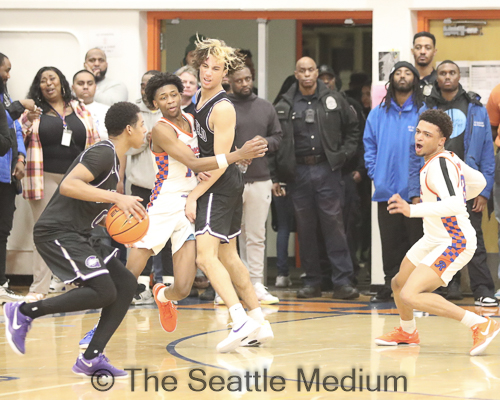 Rainier Beach Vikings Claim Victory In Intense 'Hood Classic' Matchup