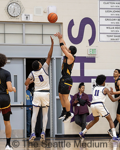 Garfield Bulldogs Secure 82-76 Overtime Victory Over O'Dea Fighting Irish