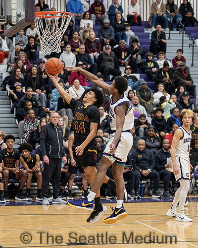 Garfield Bulldogs Secure 82-76 Overtime Victory Over O'Dea Fighting Irish