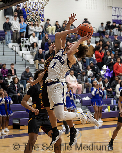 Garfield Bulldogs Secure 82-76 Overtime Victory Over O'Dea Fighting Irish