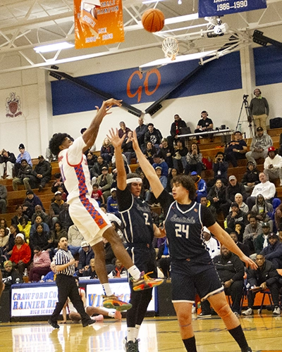 Petty Scores 31 As Rainier Beach Dominates Eastside Catholic 90-62