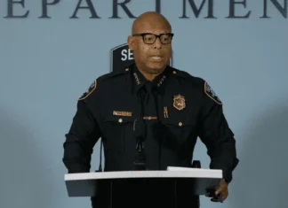 Hours After Black Leaders Urged Wilson To Keep Barnes, Mayor Accepts Police Chief’s Resignation