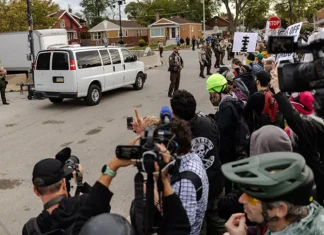 Supreme Court’s National Guard Decision Could Force New Debate Over How Trump Could Use Insurrection Act