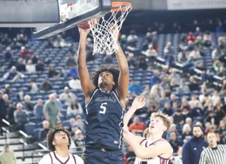 Eastside Catholic Advances With 53-37 Victory Over Mt. Spokane