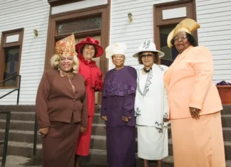 In The Black Church, Women’s Hats Still Testify