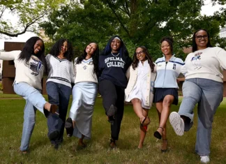 Meet The Spelman Seven Crossing The Stage As Valedictorians Together
