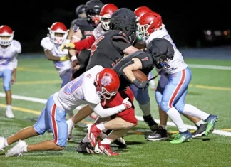 Ballard Rallies From 14-Point Deficit To Defeat Chief Sealth 15-14