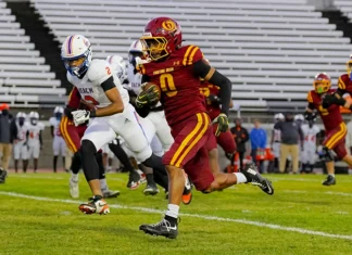 O’Dea Pulls Away From Rainier Beach For 50-18 Metro League Victory