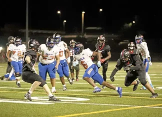 Rainier Beach Rolls Past Lincoln 60-13 Behind Explosive First-Half Performance